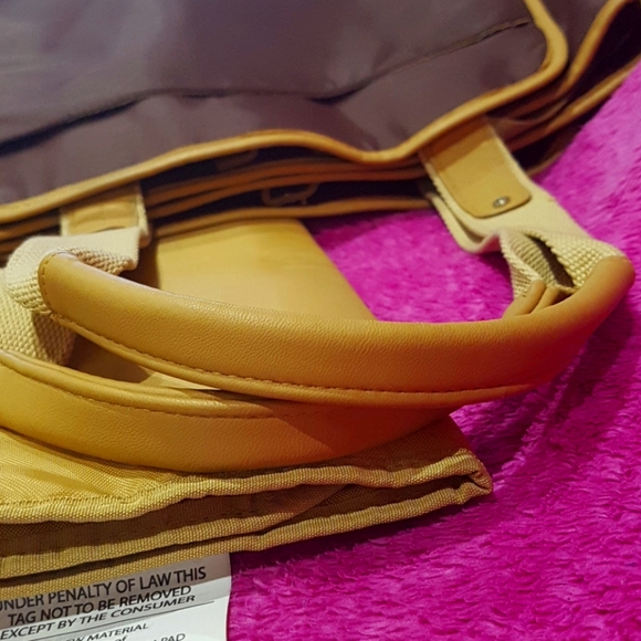 SKIP Hop Diaper Bag. Brand New. - Picture 7 of 8